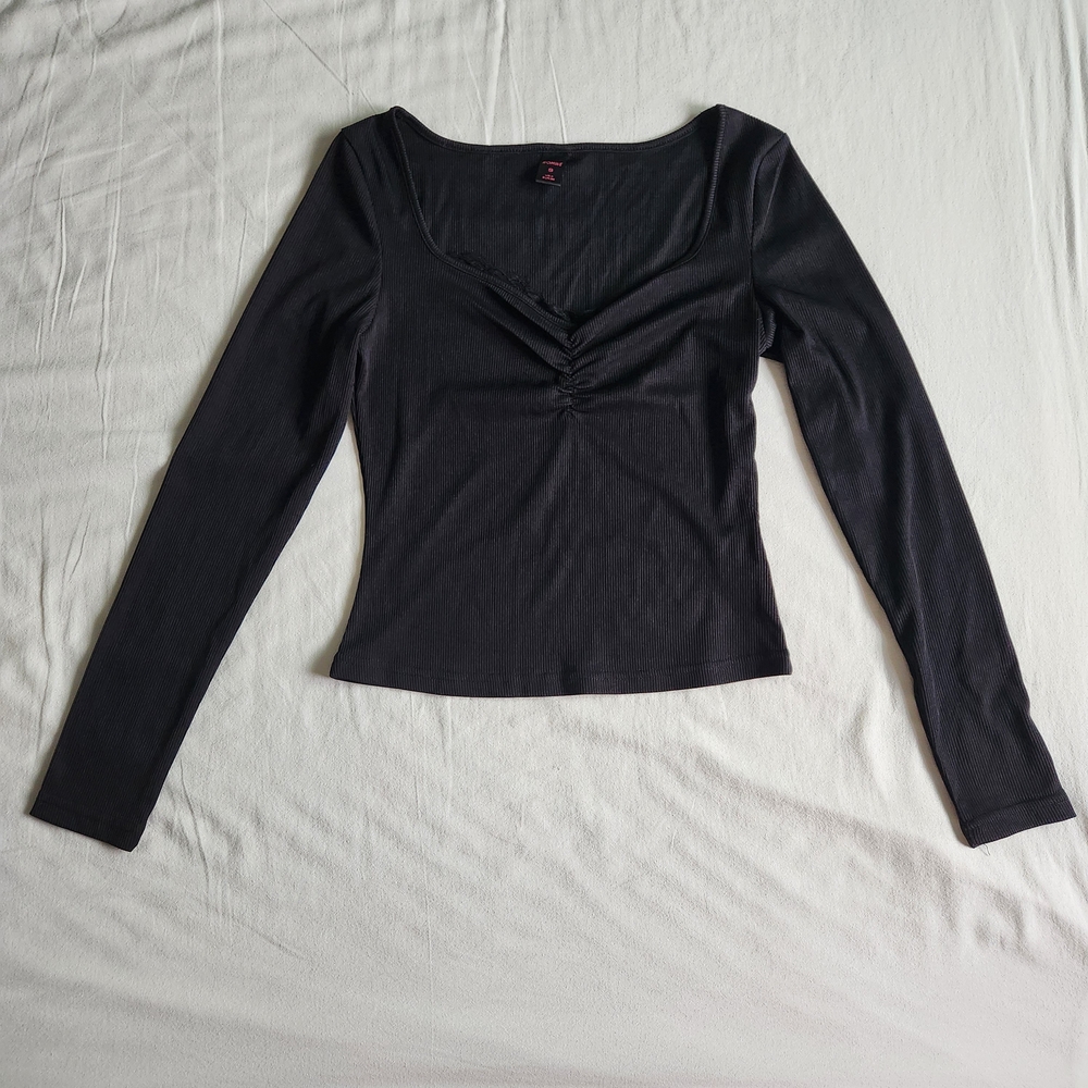 Elegant Black Long Sleeve Blouse